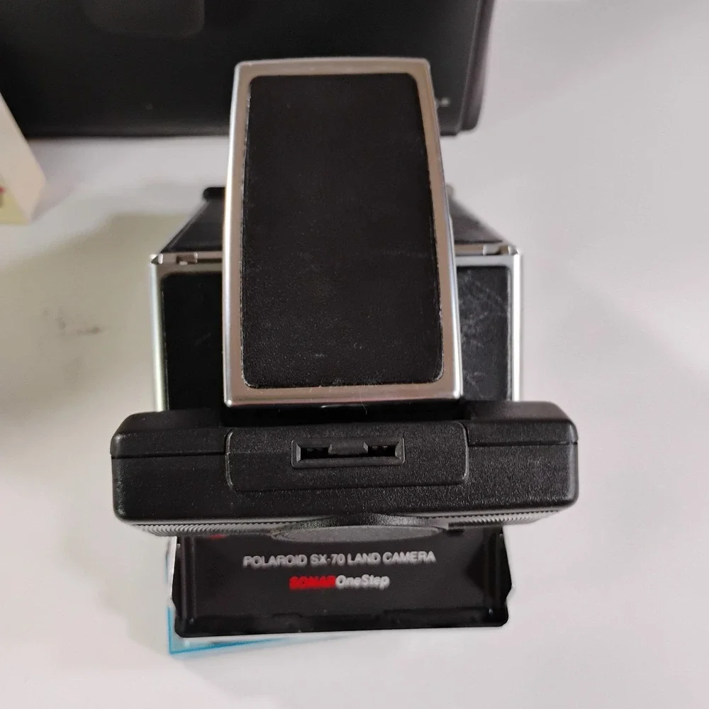 POLAROID SX-70 Sonar One Step Folding/Collapsible Land Camera W/ Extras